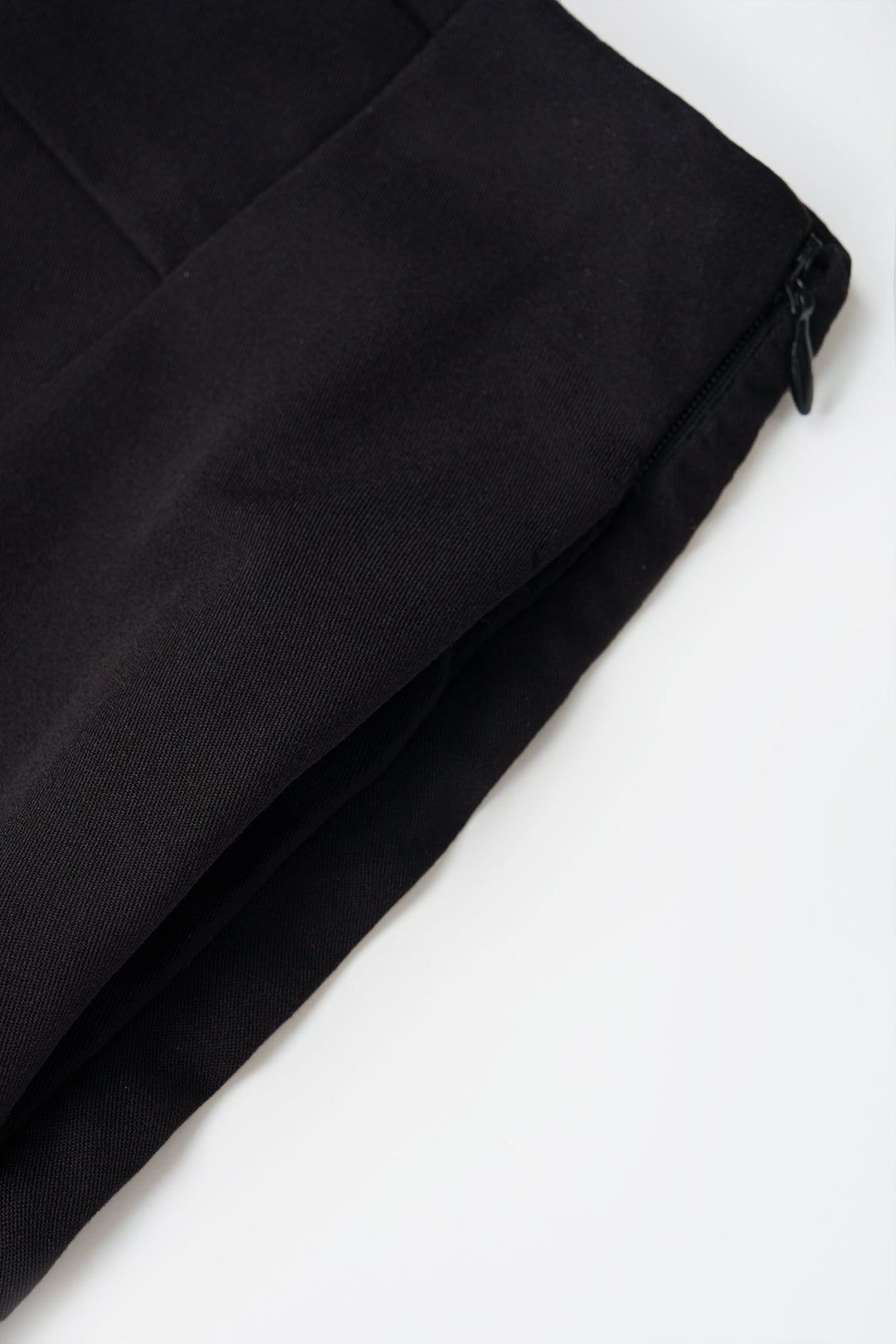 Metallic broek met knoopjes en rechte pijp