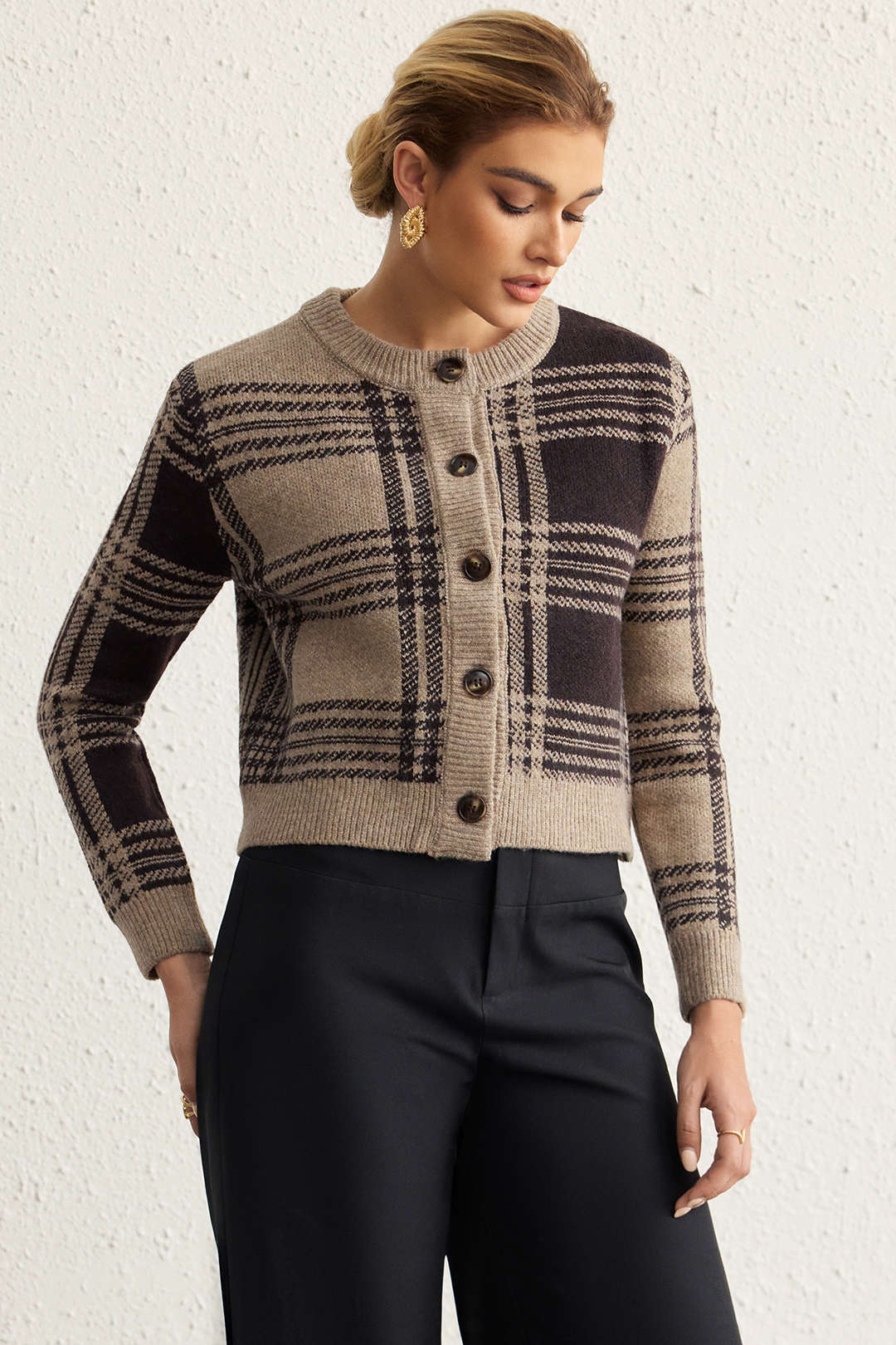 Zara - Gebreid vest met ronde hals en knoopjes