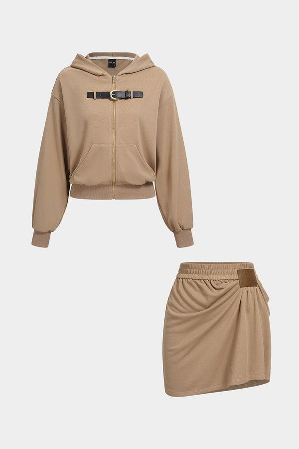 Asymmetrische set met hoodie en minirok