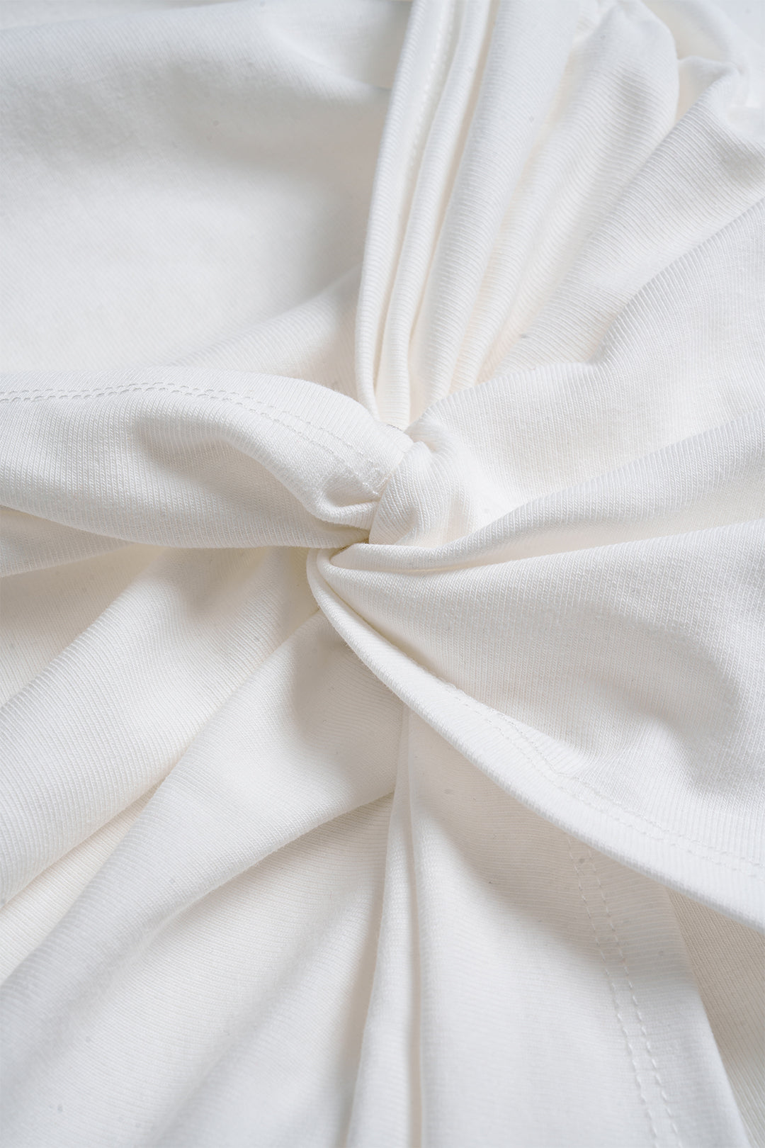 Mira - Minijurk met ruches, gedraaid detail en knoopdetail
