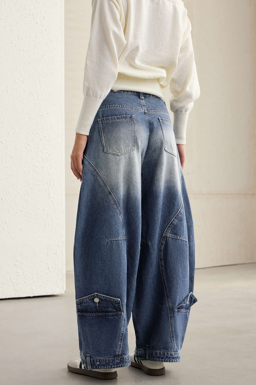 Verwassen jeans met hoge taille en ballonmodel