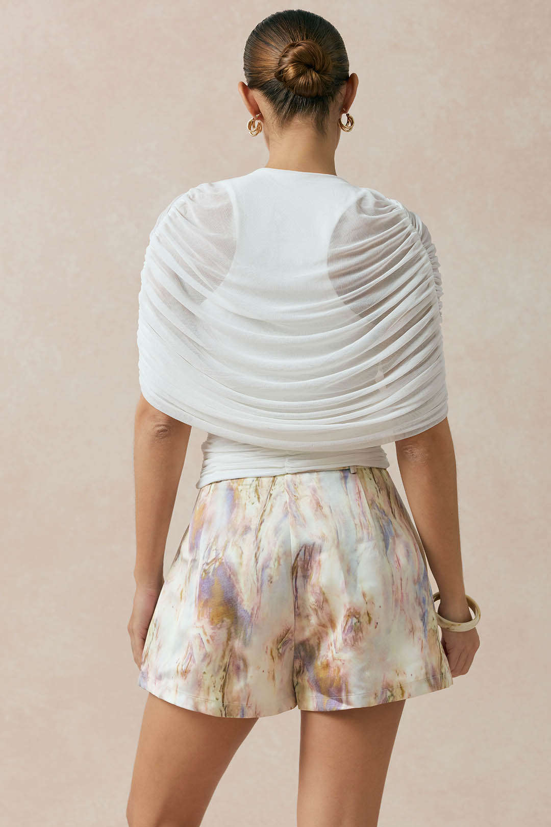 Mesh T-shirt met V-hals en ruches