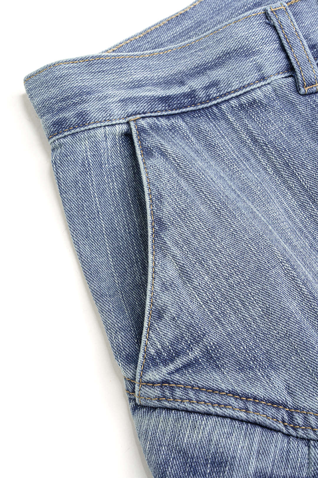 Isa - Jeans met hoge taille, zakken en wijde pijpen