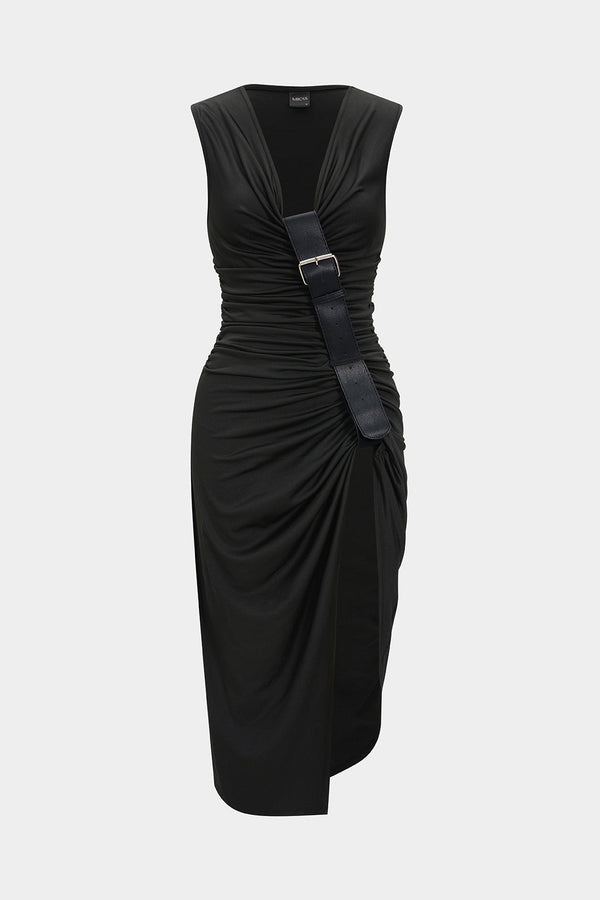 Asymmetrische mouwloze midijurk met ruches, V-hals en split