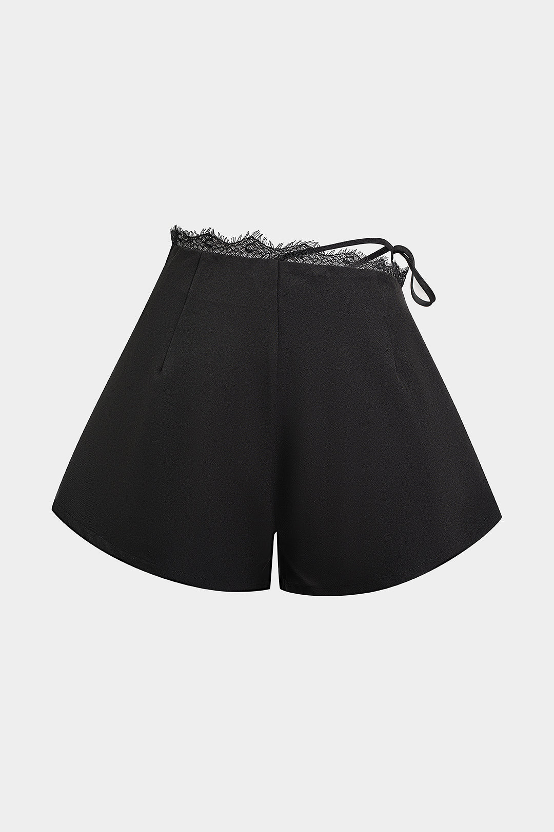 Patchwork asymmetrische short met kant en strik