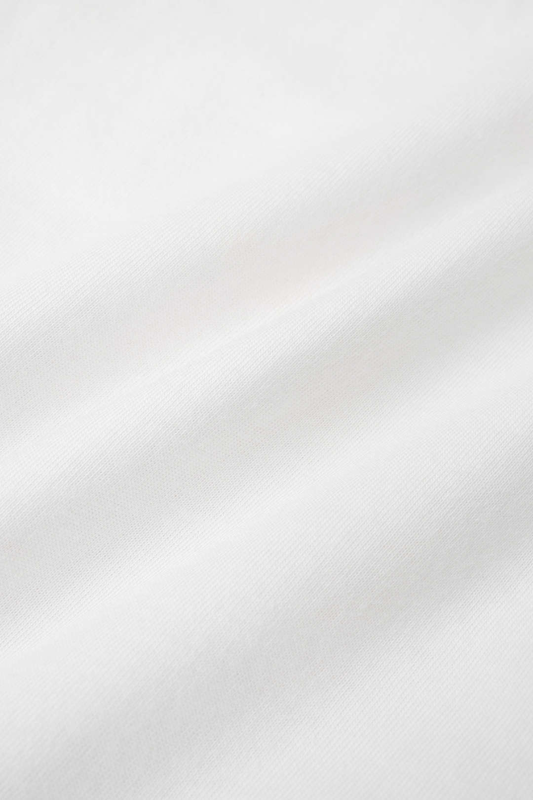 T-shirt met knoopdetail en korte mouwen