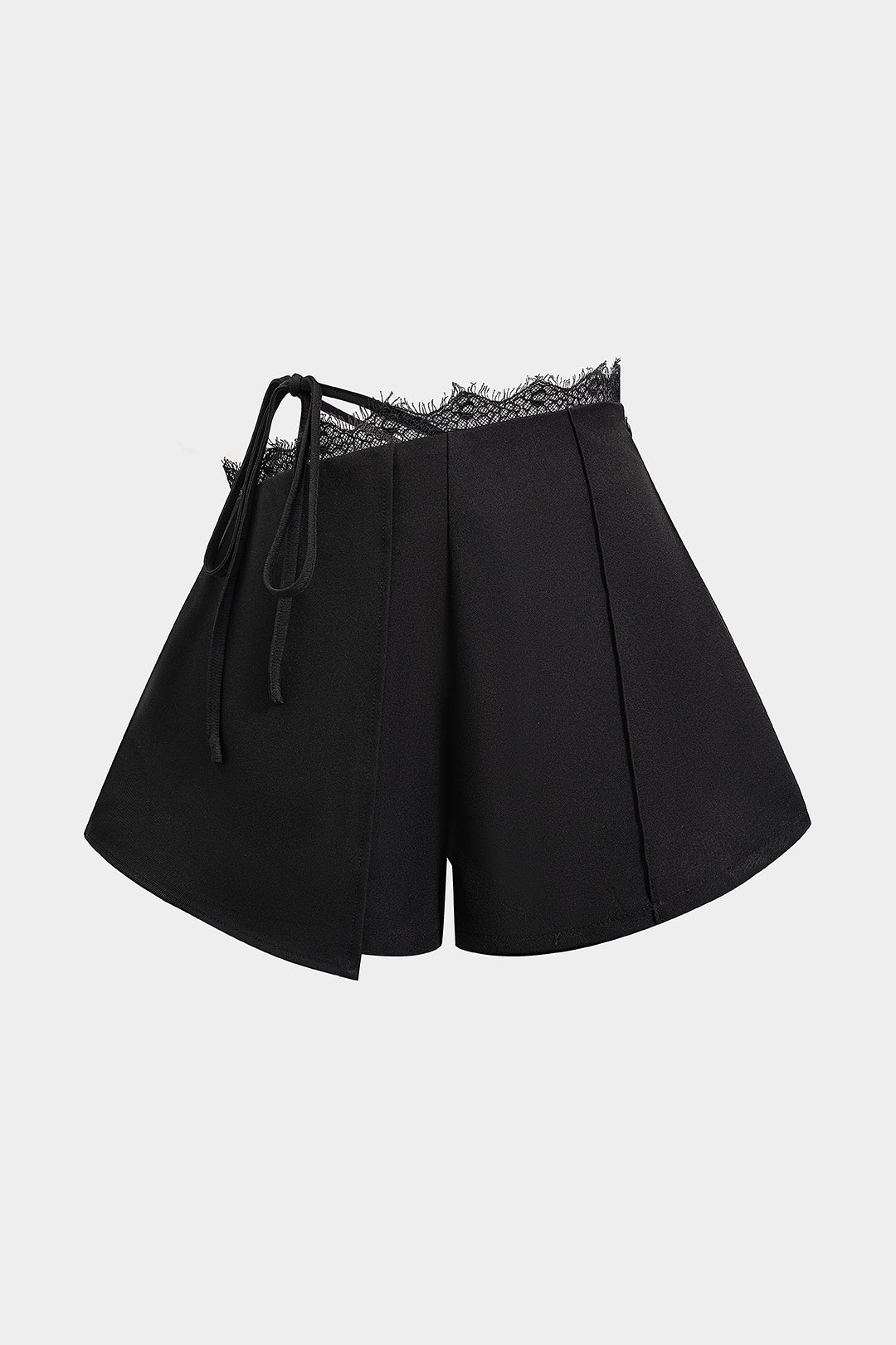 Patchwork asymmetrische short met kant en strik