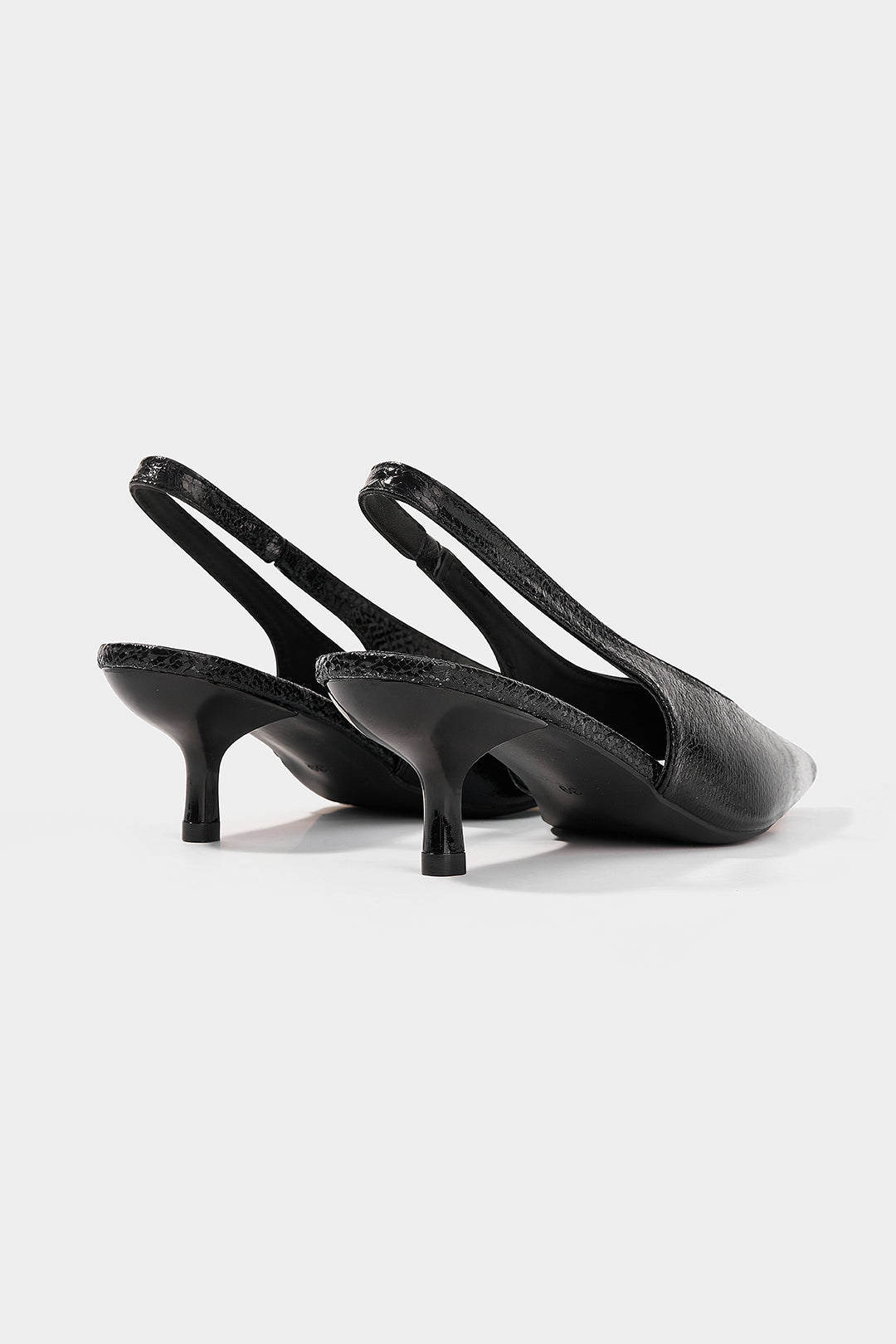 Leren-look sandalen