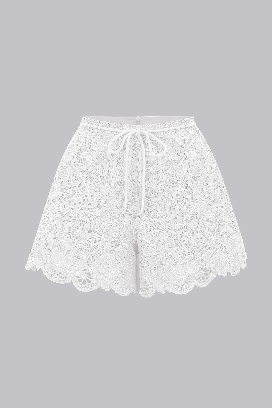 Short met uitsnijding en strik