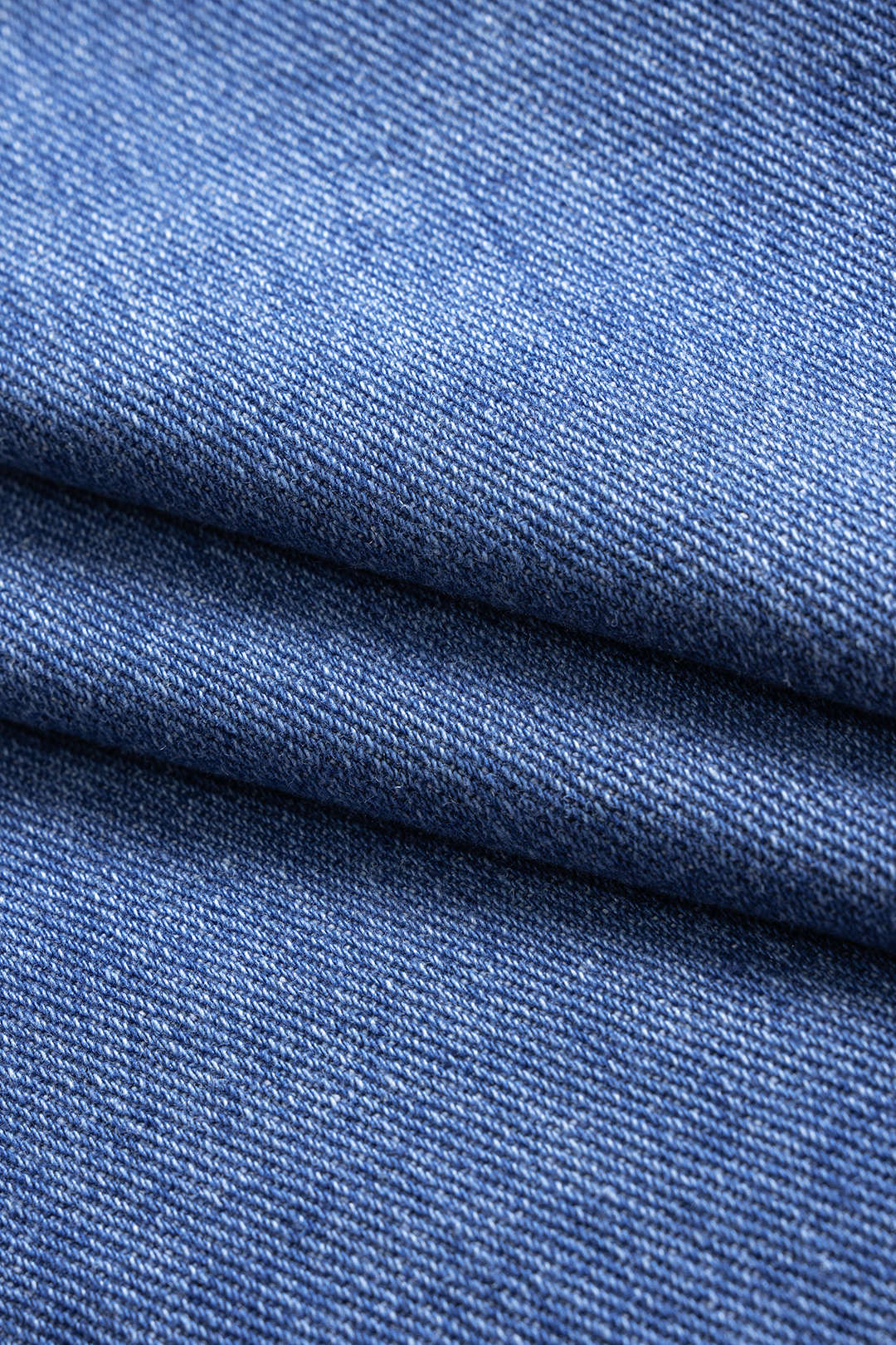 Denim item met knoopjes en zakken