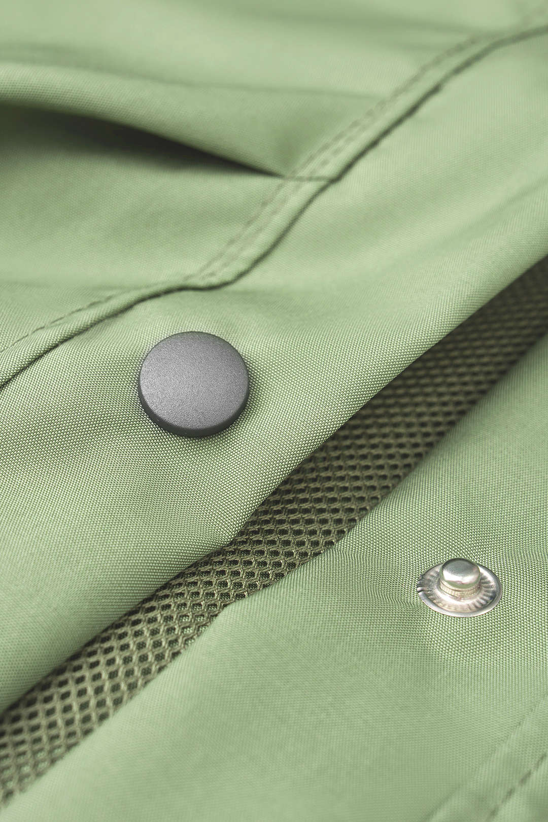 Broek met trekkoord, ruches en knoopjes