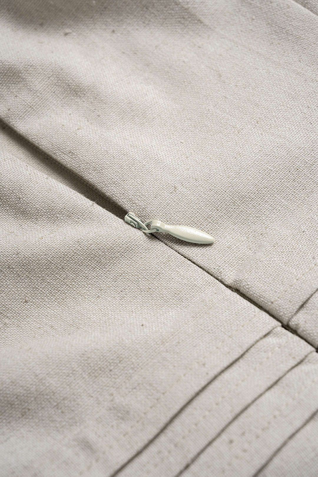 Linnen asymmetrische jumpsuit met één schouder en ruches
