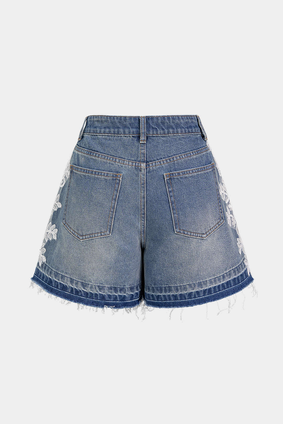 Denim short met kanten rand en borduursel