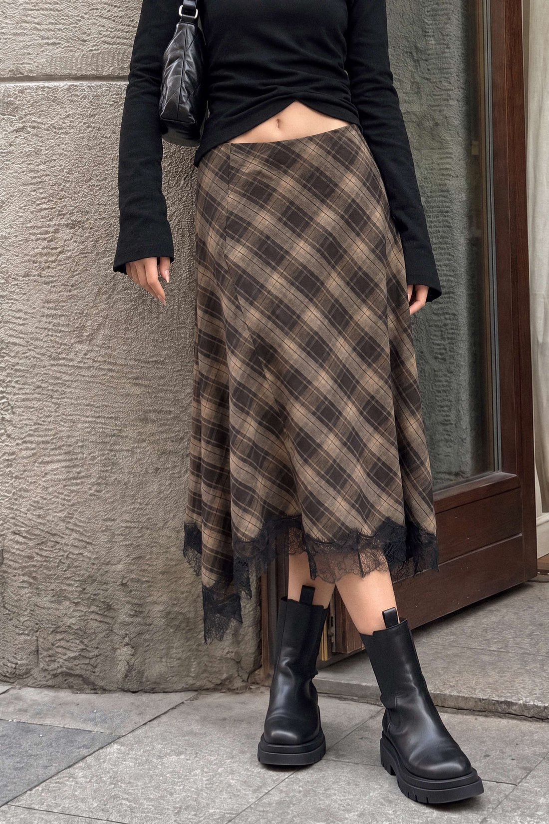 Geruite patchwork midirok met kant