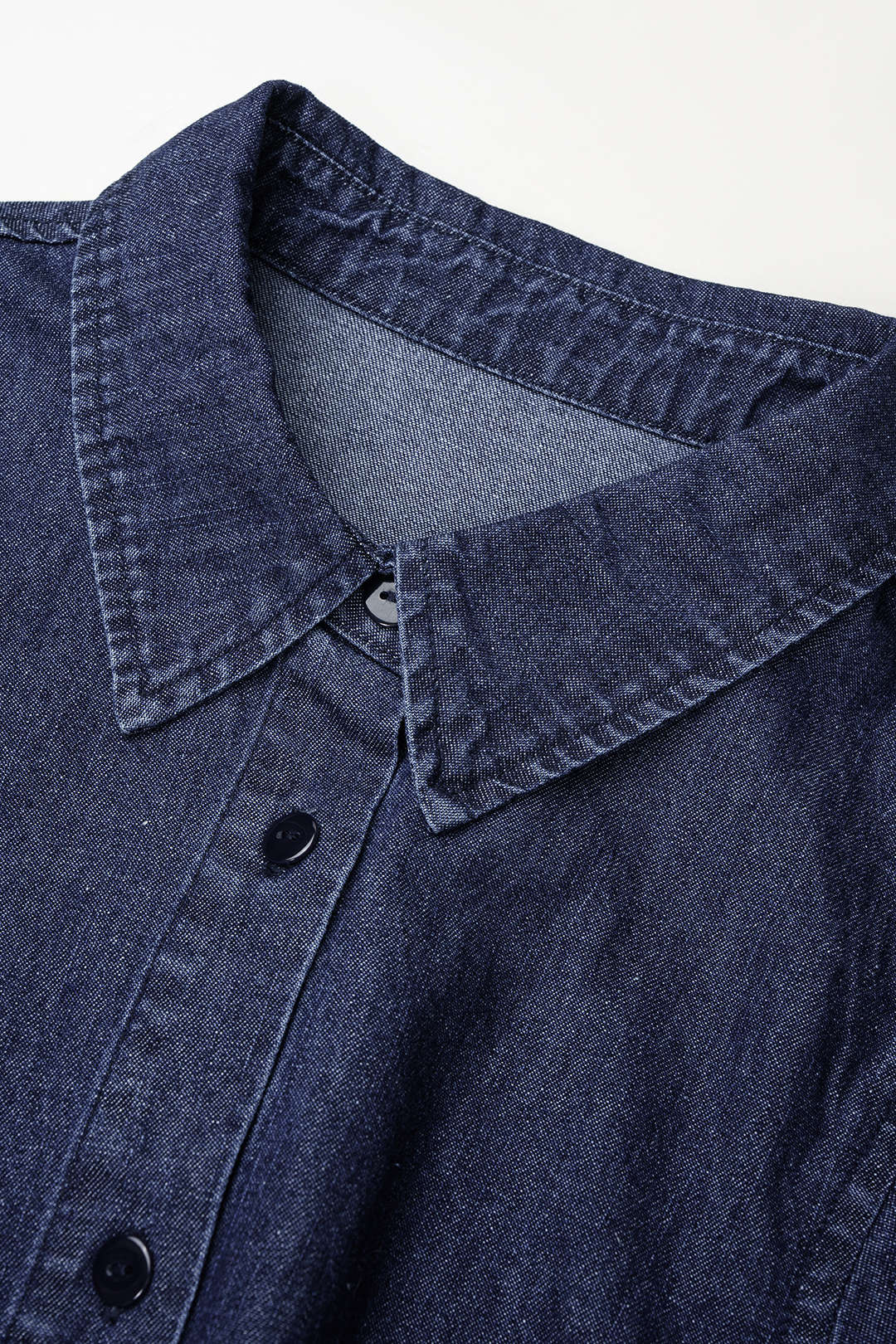 Denim patchwork blouse met kanten rand en knoopjes