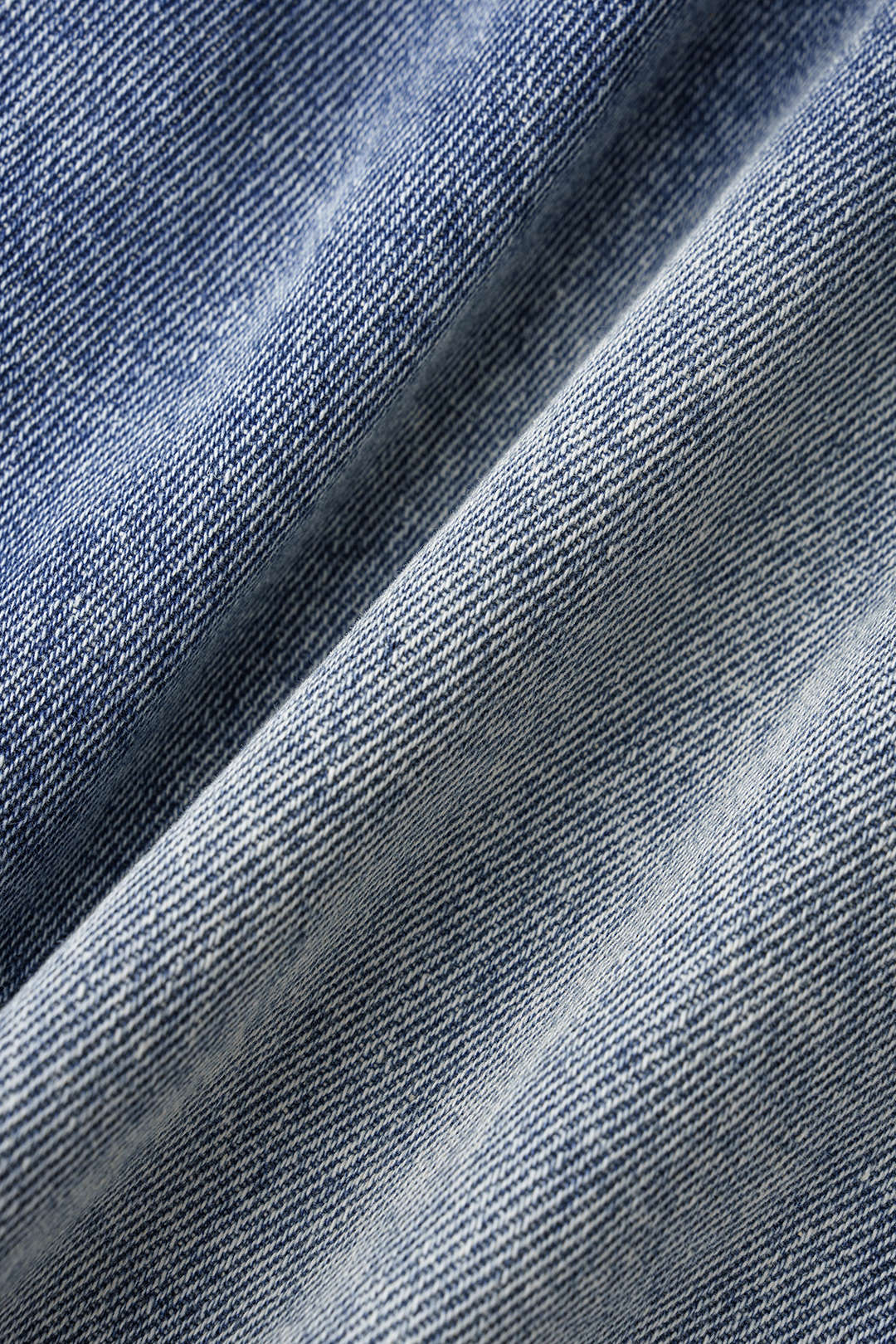 Denim asymmetrische rok met rafelrand