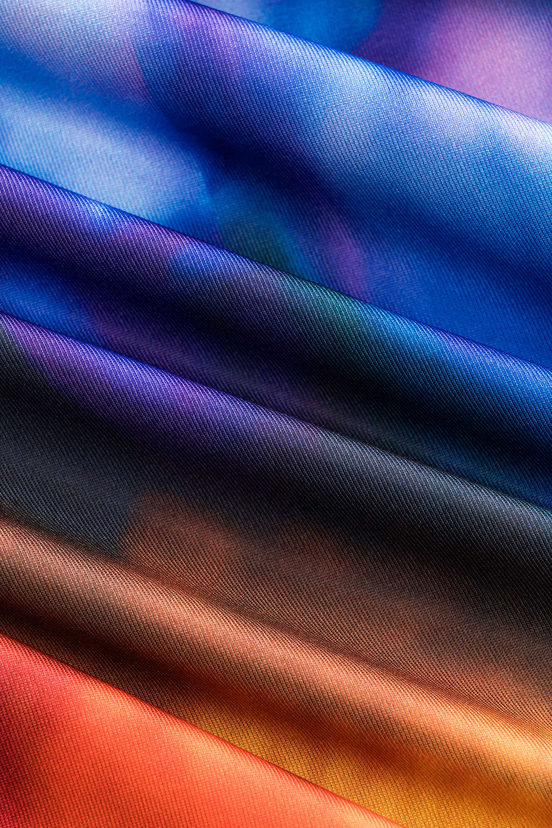 Tie-dye rok met ruches, gedraaid detail en knoopdetail