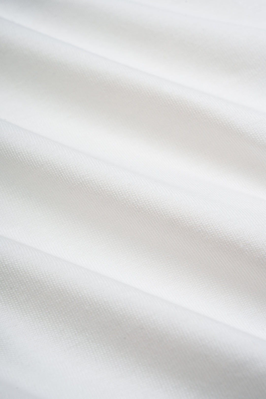 Metallic T-shirt met V-hals, ruches en korte mouwen