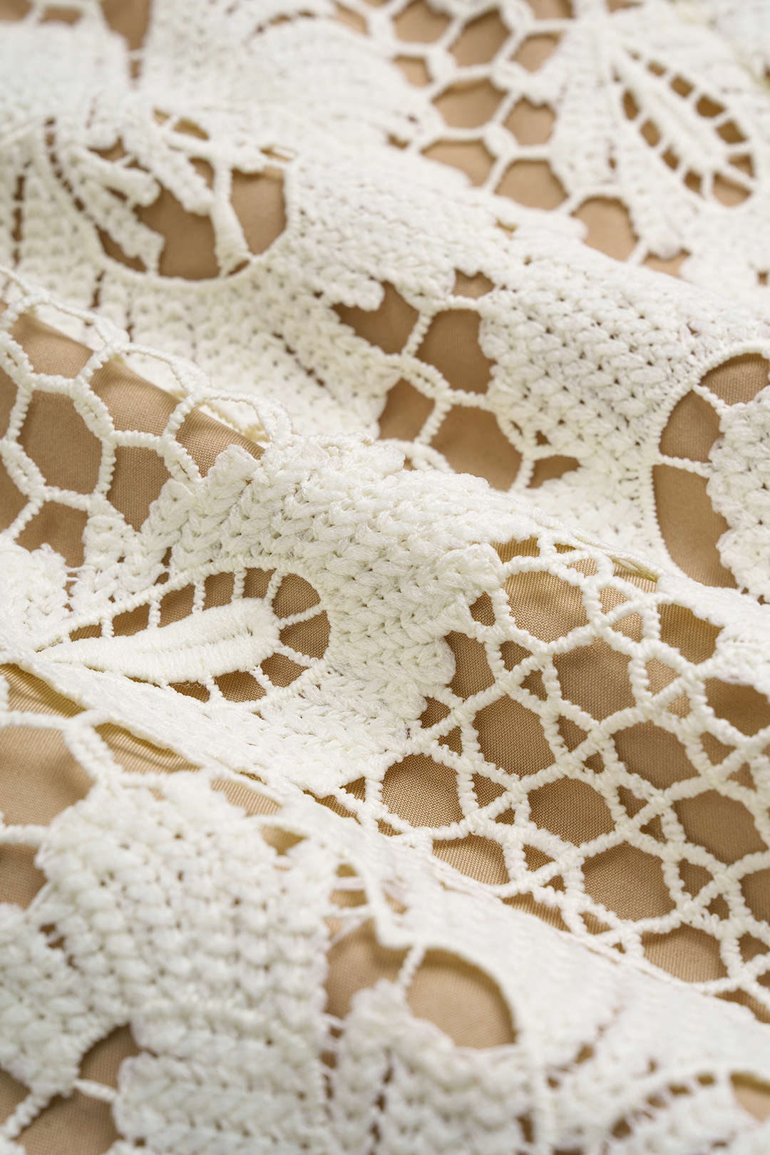 Bloemenprint mouwloze midijurk met ronde hals en uitsnijding
