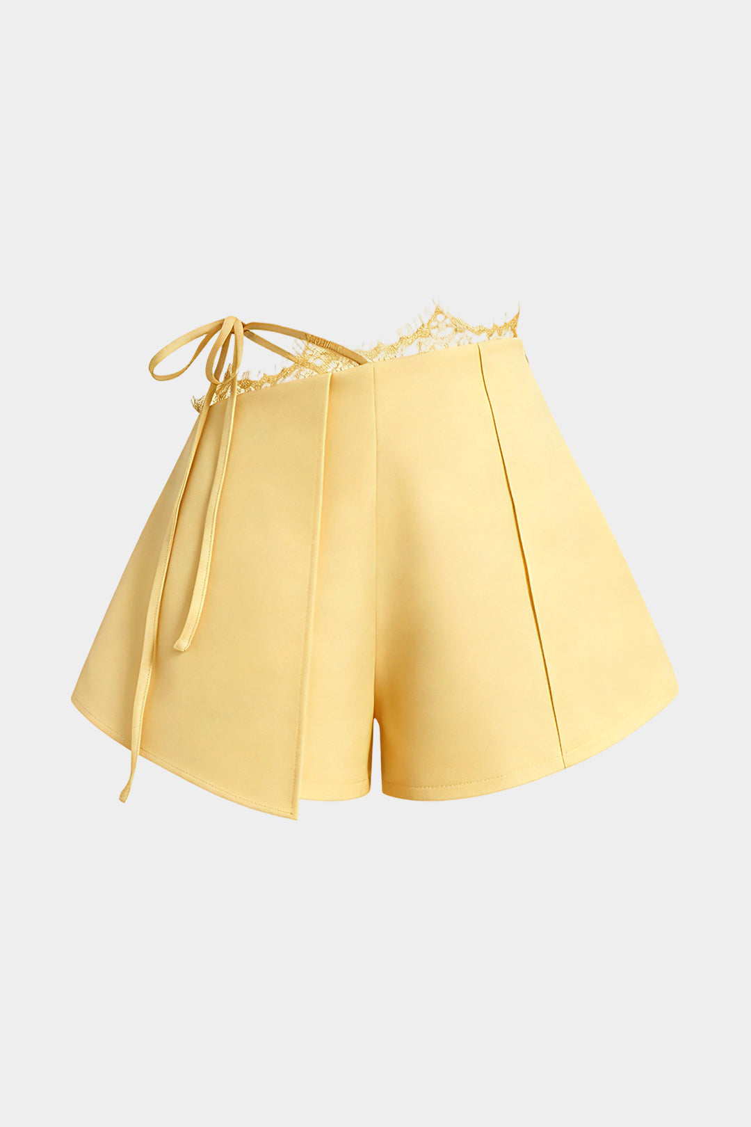 Patchwork asymmetrische short met kant en strik