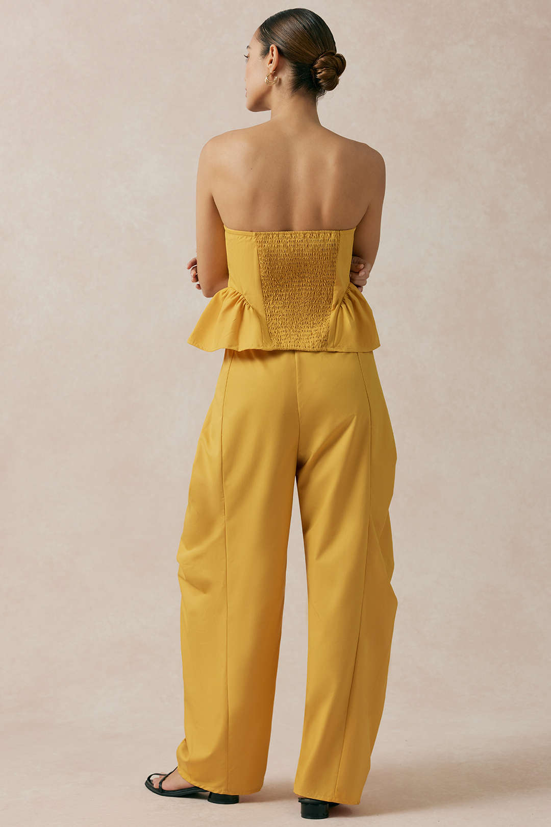 Effen strapless top met ruches en smokwerk