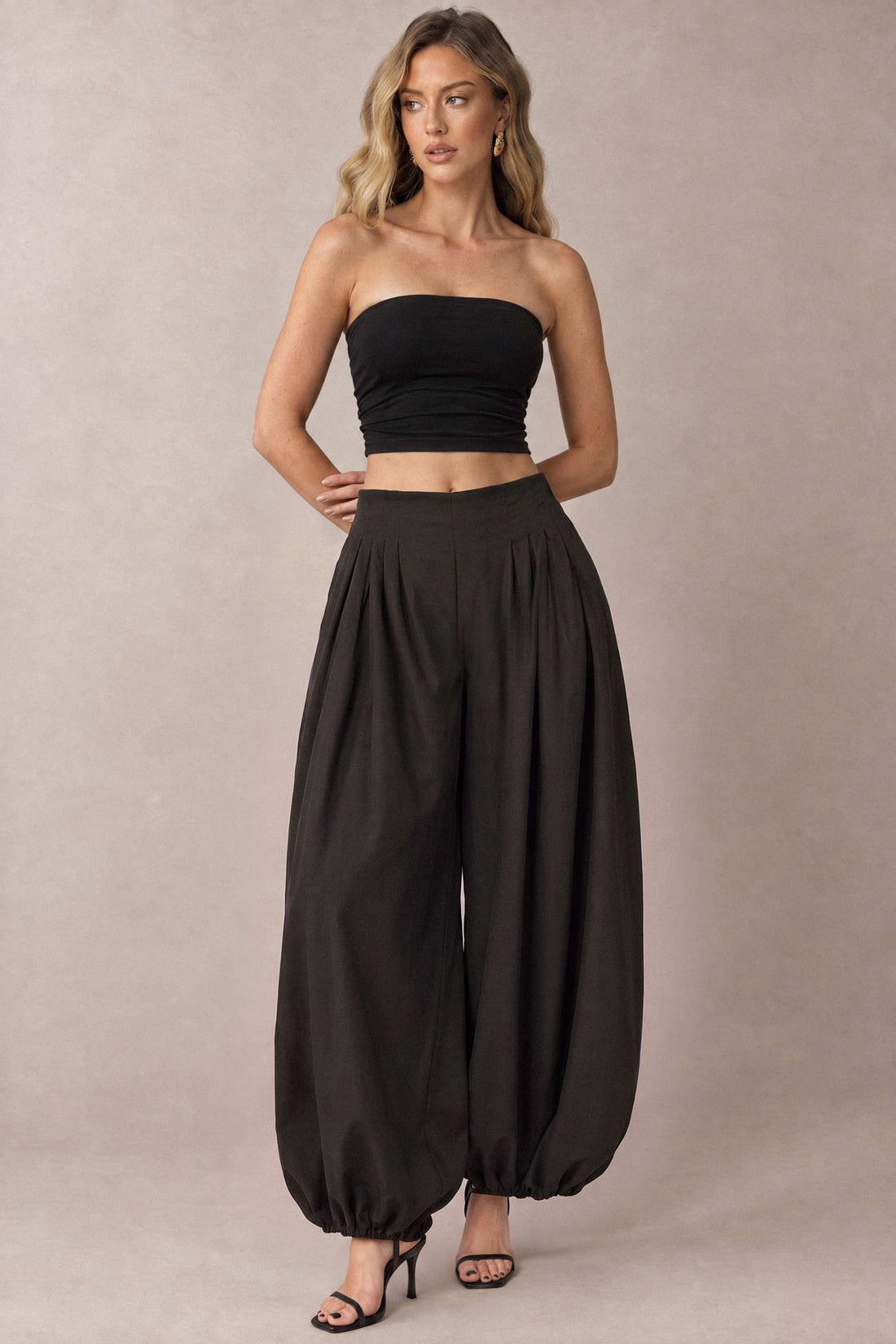Lena - Effen broek met ballonmodel