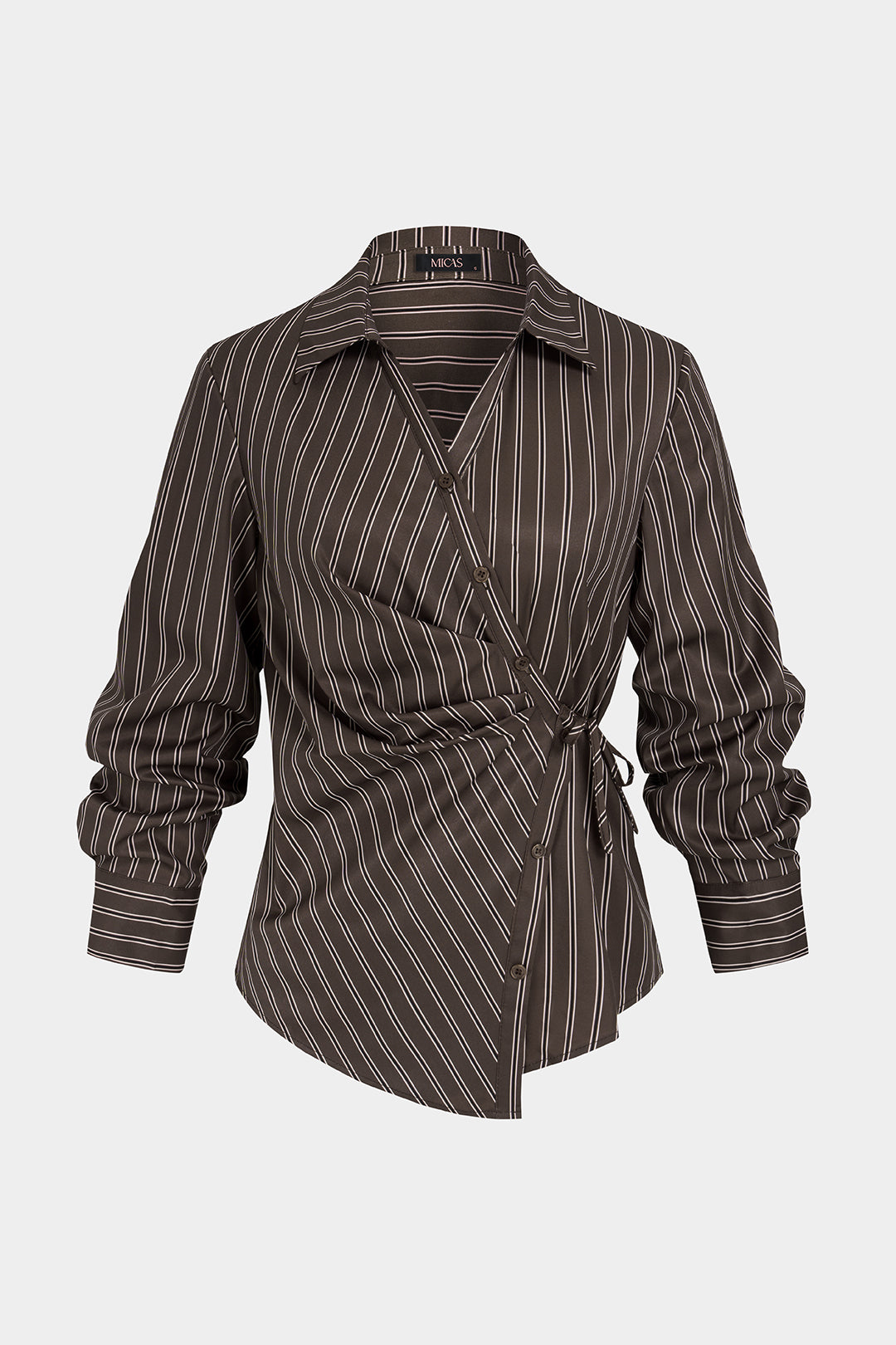 Gestreepte asymmetrische blouse met V-hals en knoopjes