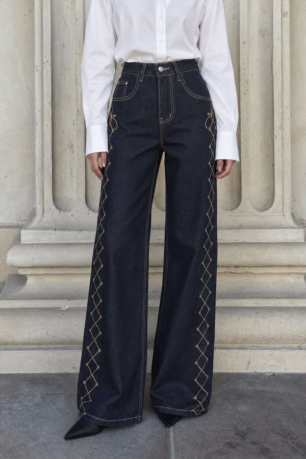 Fien - Jeans met borduursel en wijde pijpen