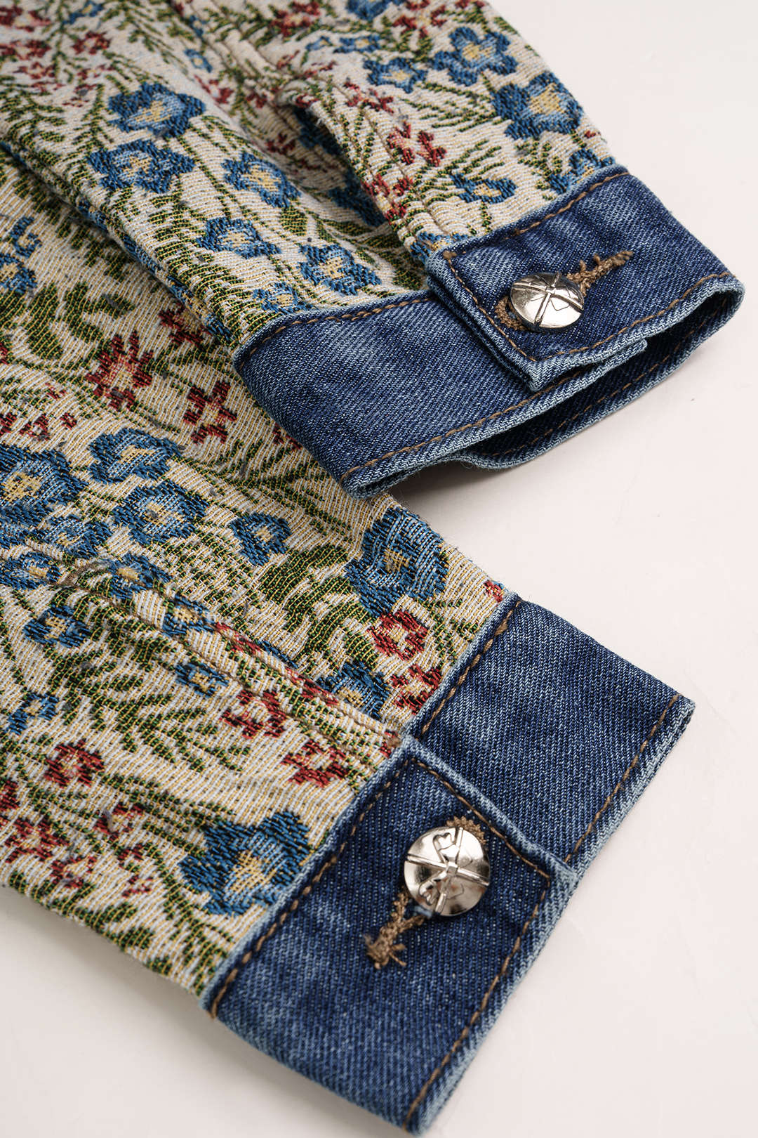Bloemenprint jacquard jasje