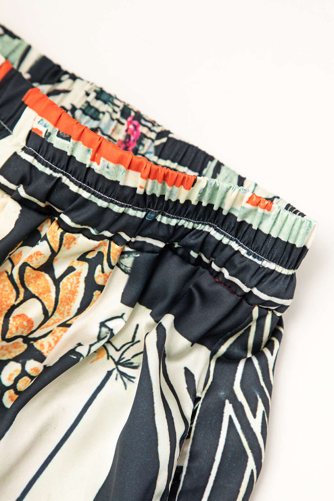 Bloemenprint broek met rechte pijp