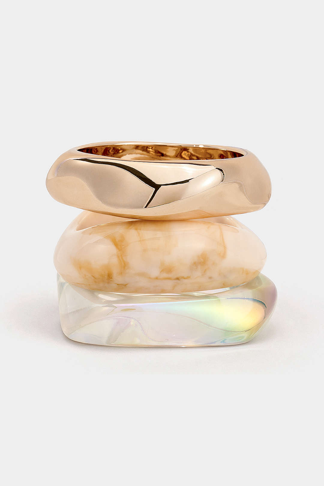 Onregelmatige armbanden van hars