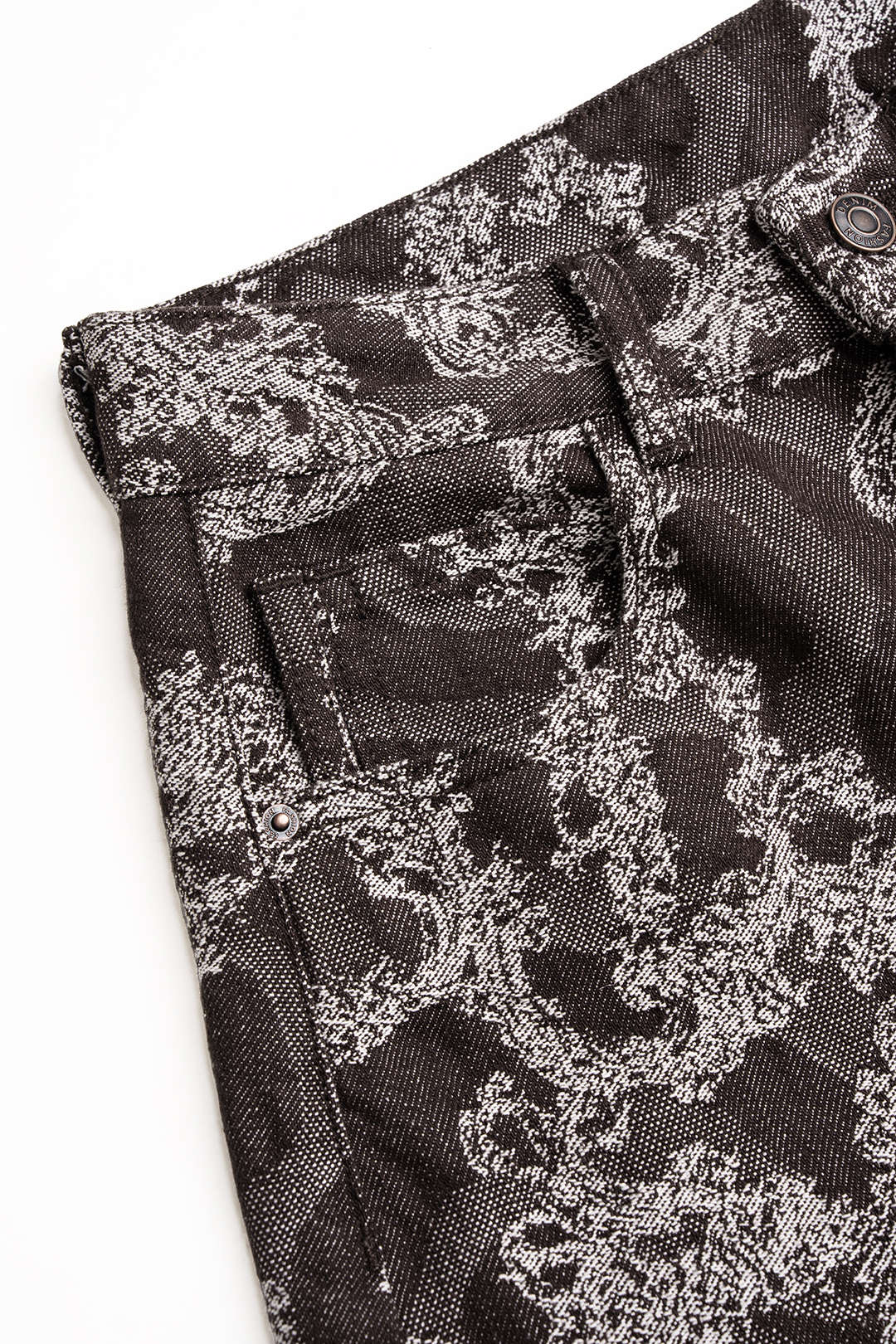 Jeans met borduursel