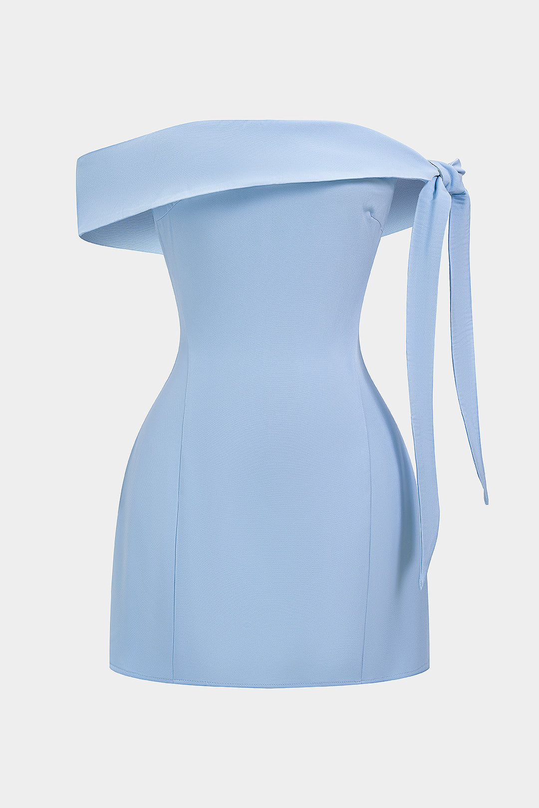 Effen asymmetrische minijurk met blote schouders en strik