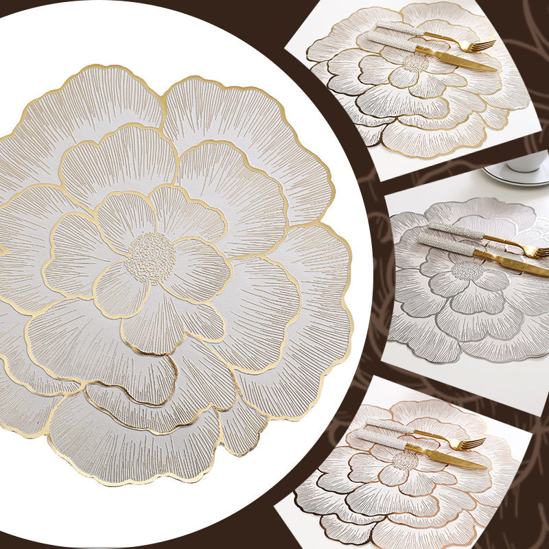 🎉Nieuwjaarscadeau 50% korting! 🌟Goudkleurige 3D-blad-placemat – Luxe tafeldecoratie, hittebestendig en waterdicht: perfect voor feestjes en dagelijks gebruik!