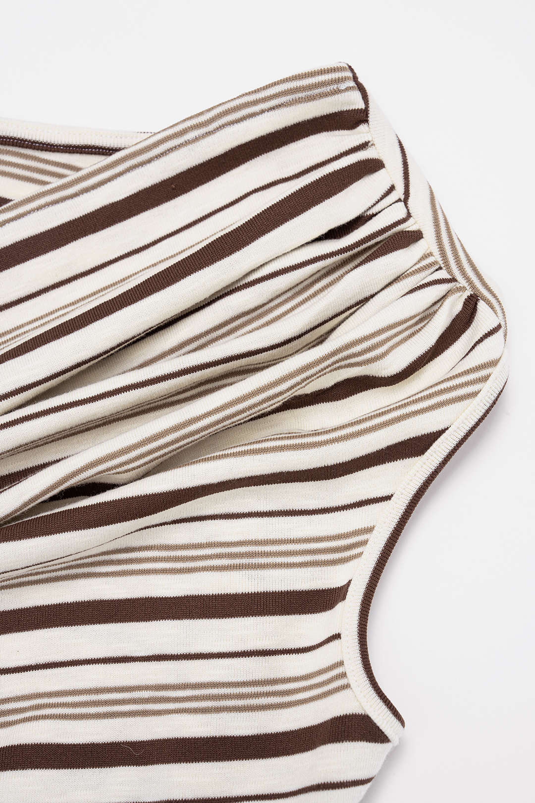 Gestreepte tanktop met gedraaid detail en knoopdetail