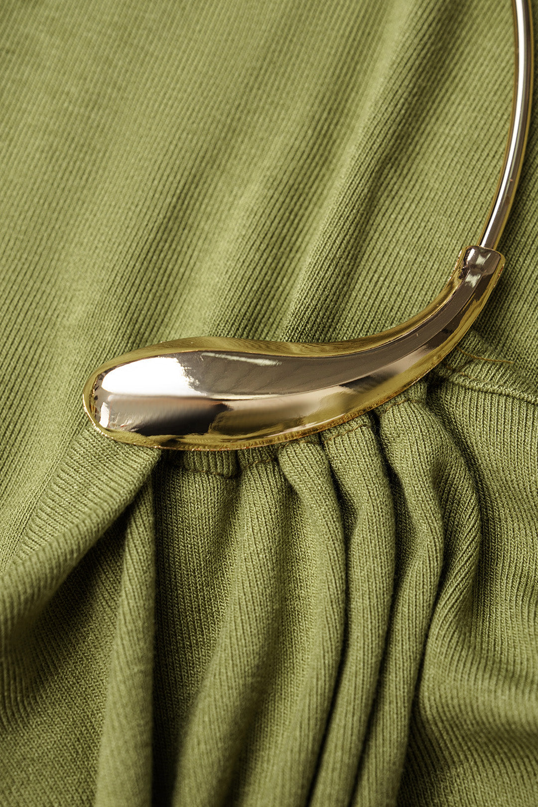 Metallic tanktop met drapering en watervalhals