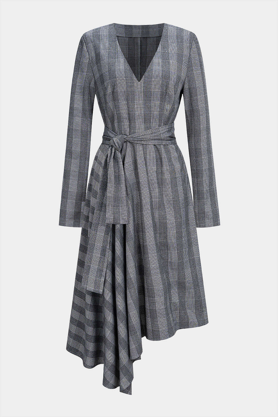 Geruite asymmetrische midijurk met V-hals en knoopdetail