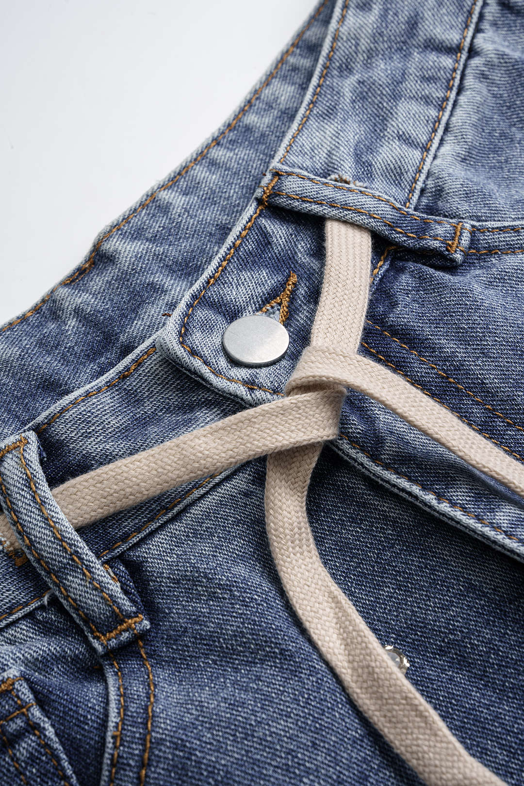 Jeans met trekkoord, hoge taille en wijde pijpen