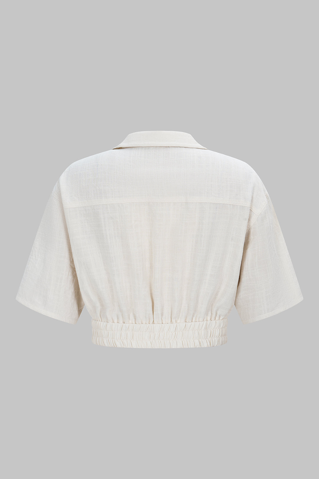 Linnen blouse met revers, knoopjes en korte mouwen