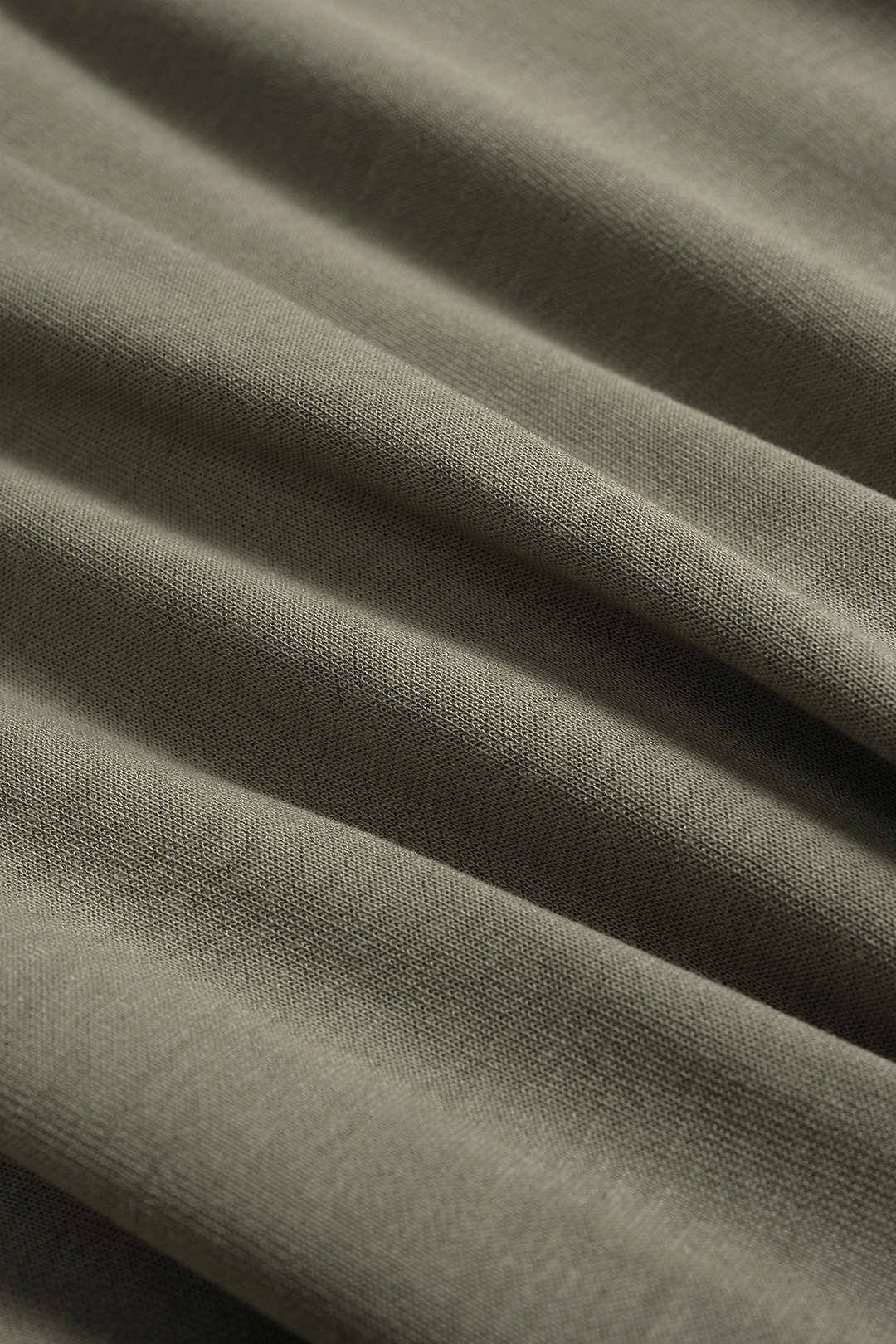 Metallic geplooide sweater met blote schouders en rits