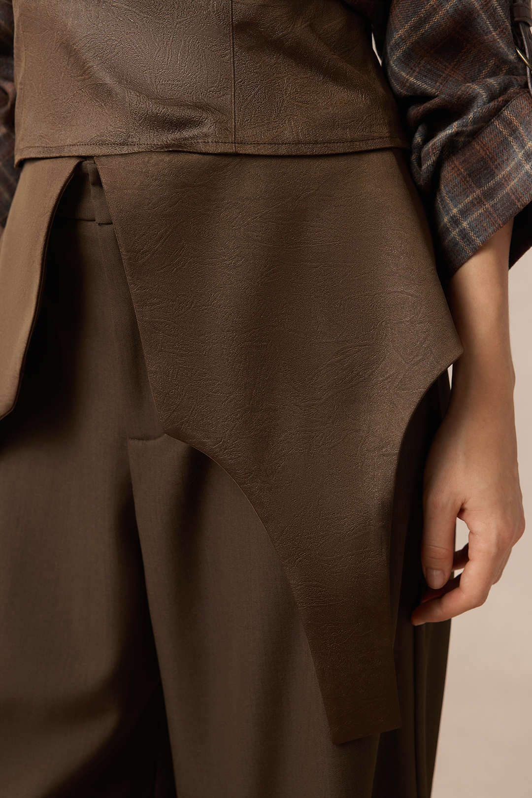 Satijnen patchwork pantalon met rits en ballonmodel