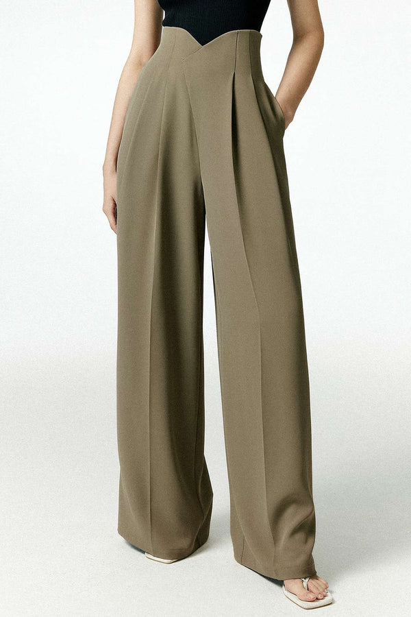 Geplooide asymmetrische pantalon met wijde pijpen