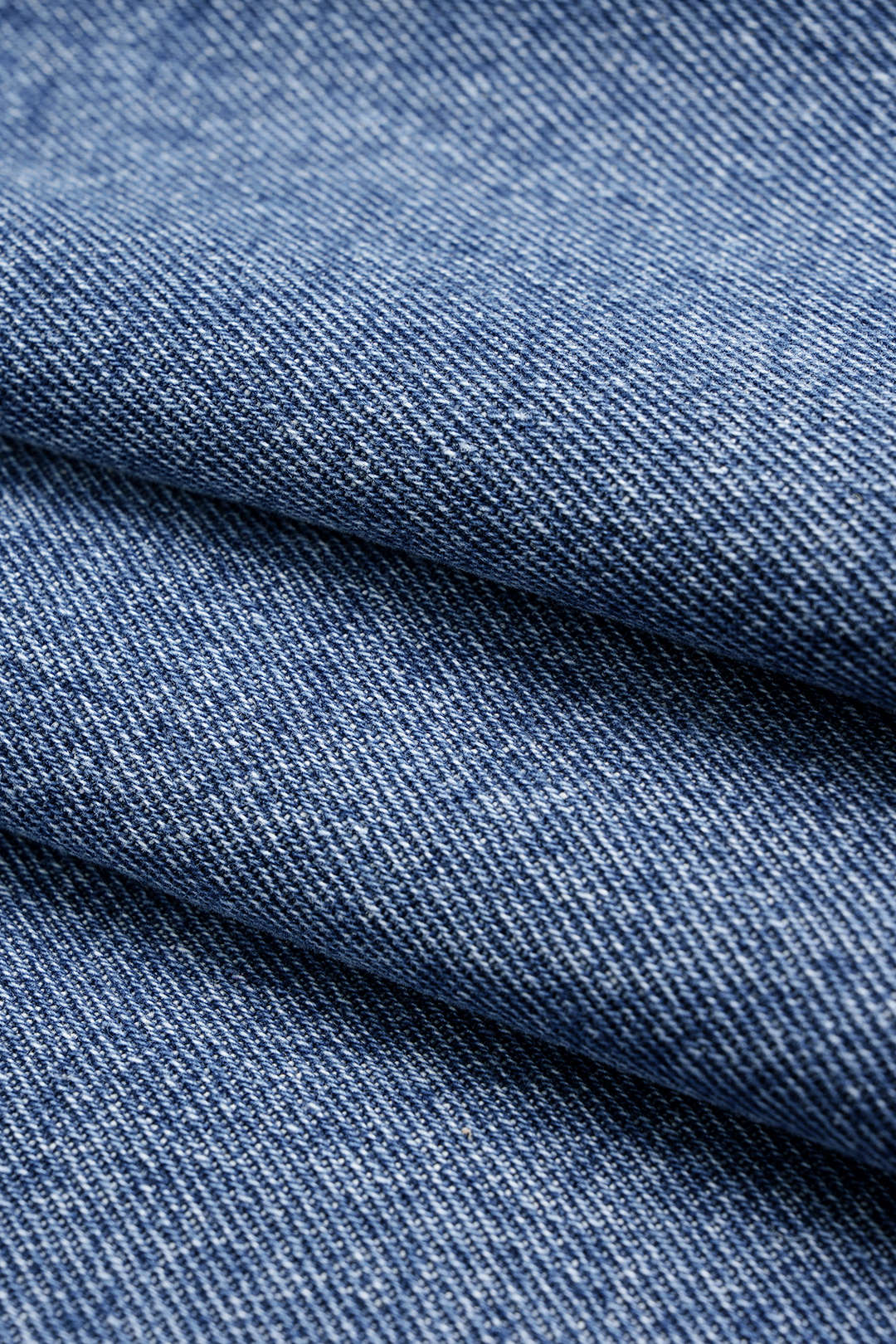 Quinn - Denim asymmetrische short met knoopjes