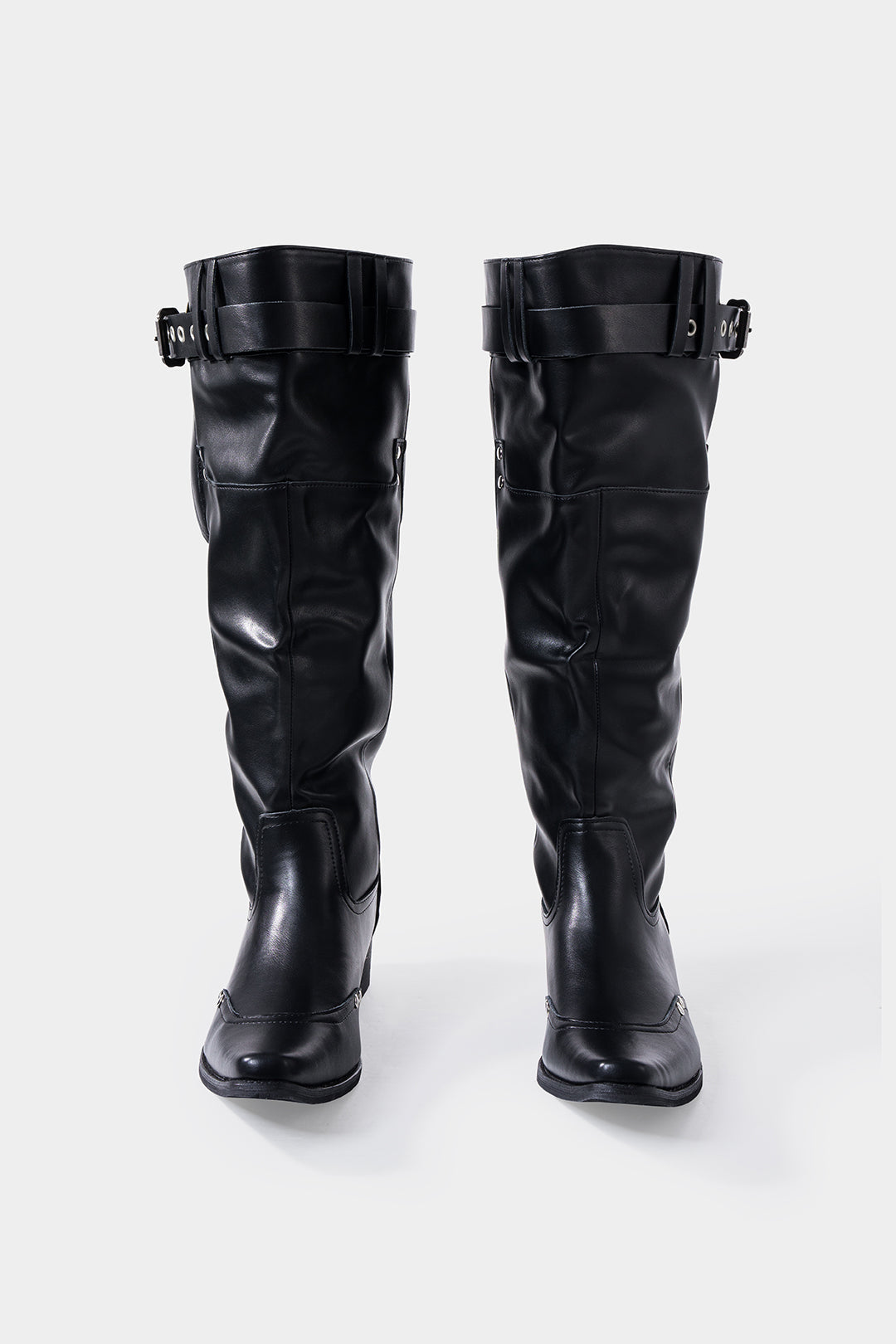 Leren-look kniehoge laarzen met ruches en gesp