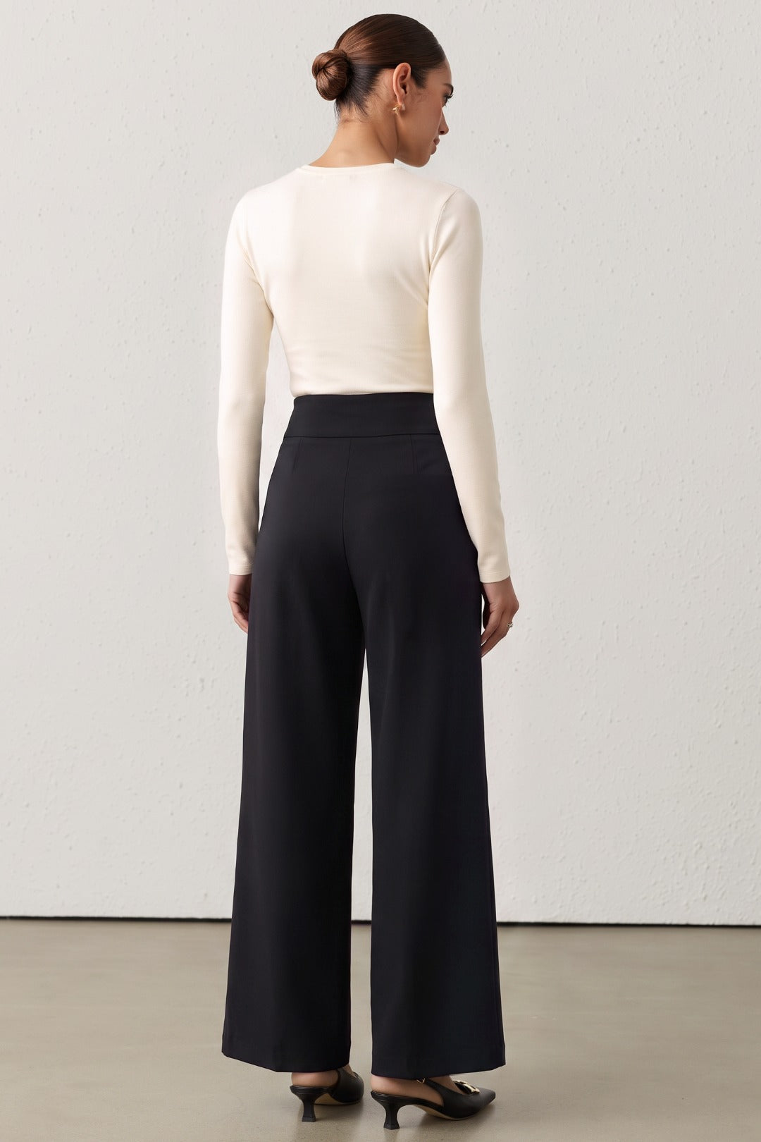 Metallic broek met knoopjes en hoge taille