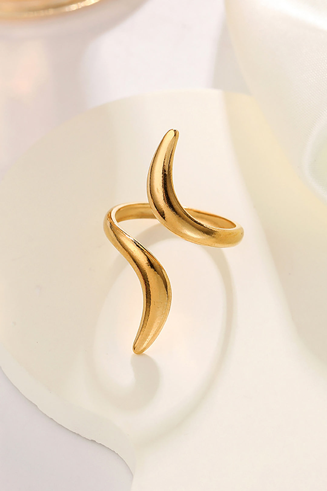 Lara - Geometrische ring