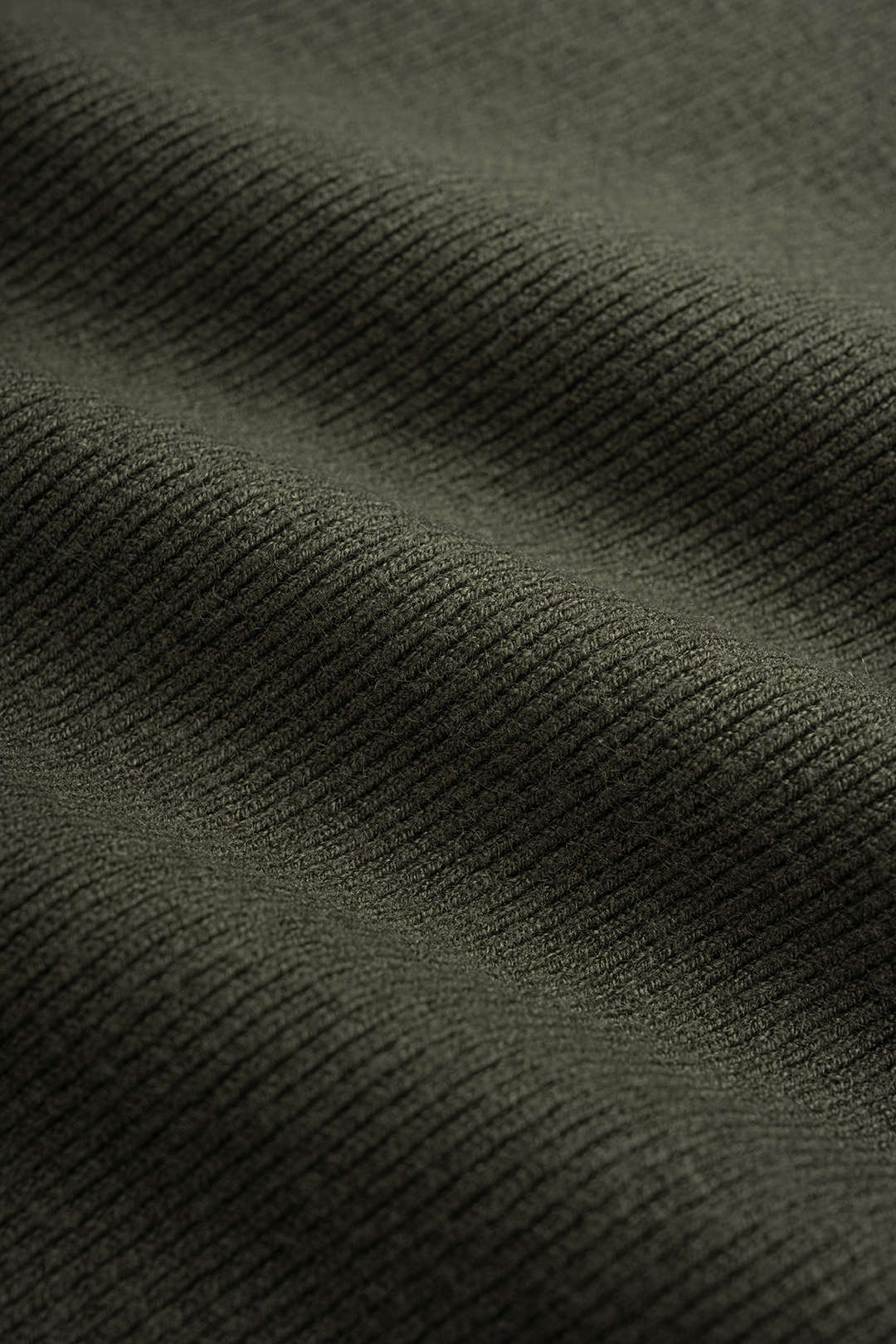 Gebreide top met V-hals, knoopjes en lange mouwen