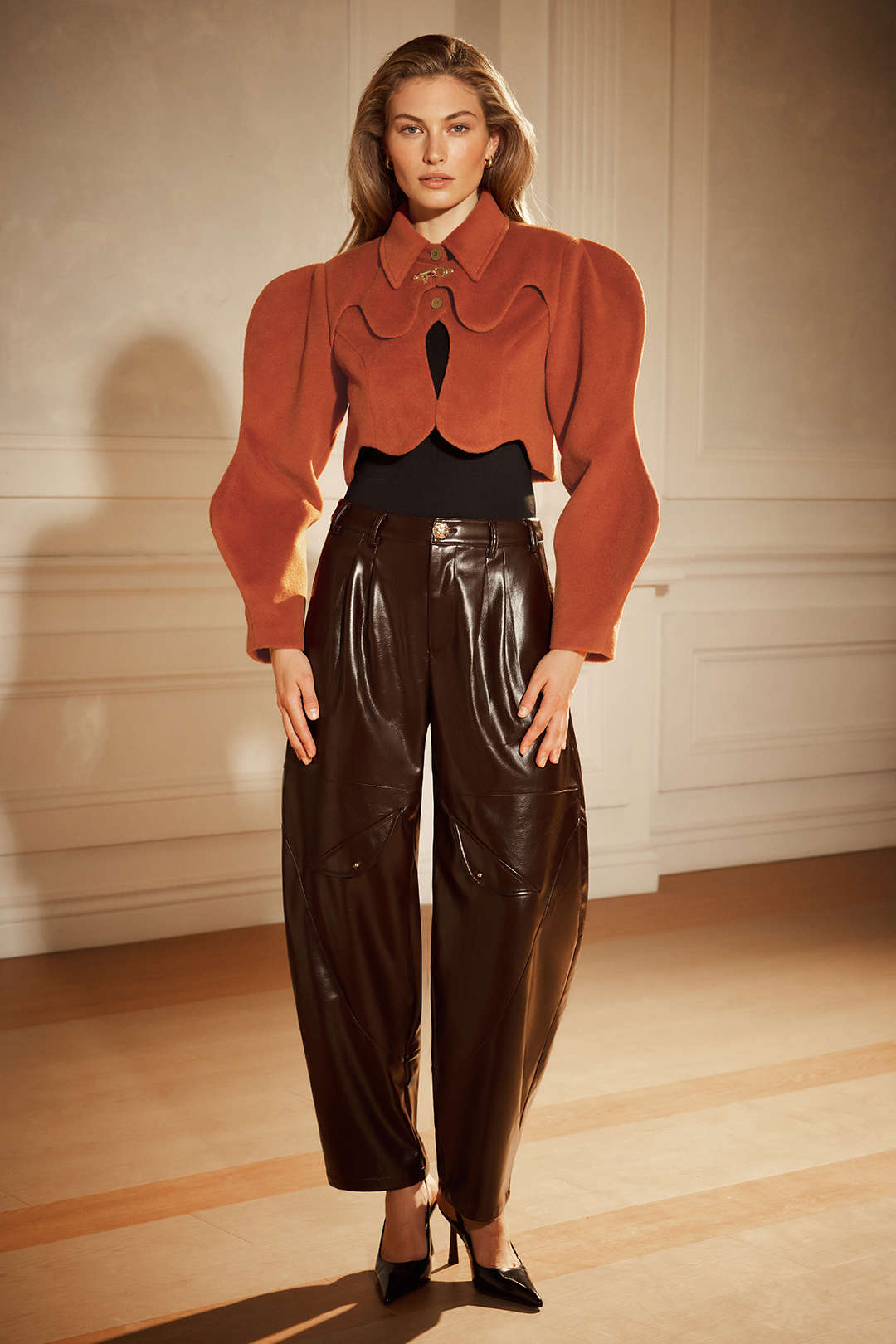 Cropped jasje met revers