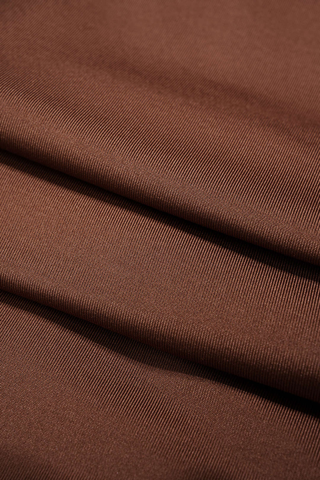 Noa - Asymmetrische minijurk met ruches en lange mouwen