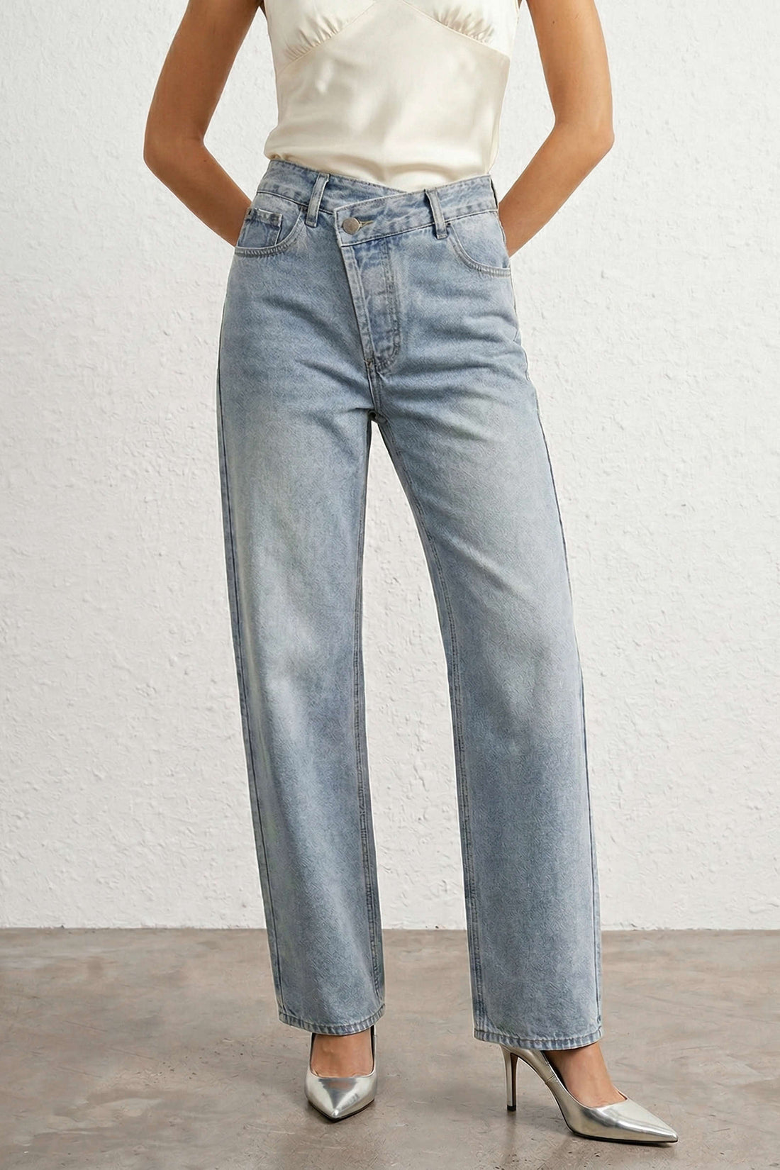 Asymmetrische jeans met rechte pijp